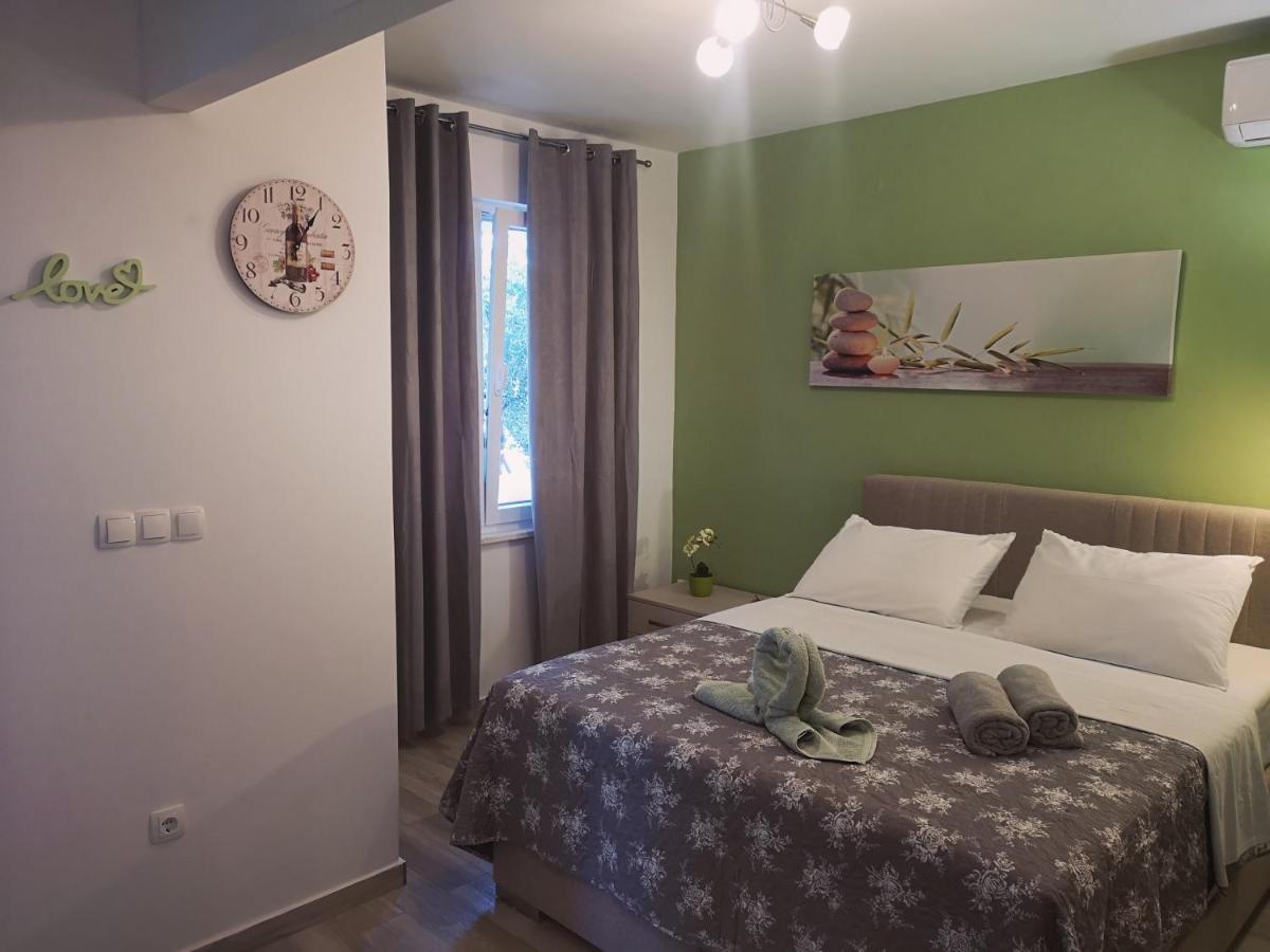 Apartments Rina - Kneze Račišće Extérieur photo