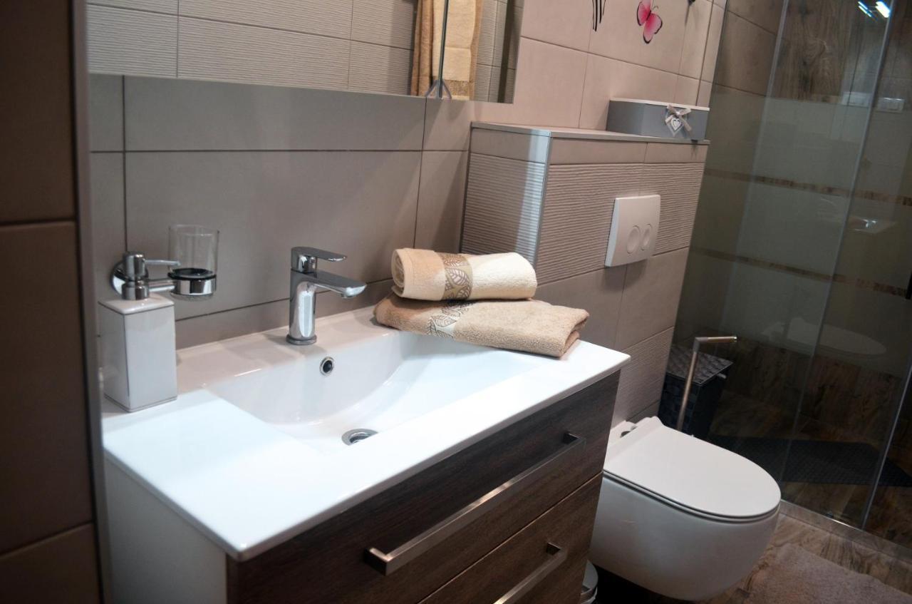 Apartments Rina - Kneze Račišće Extérieur photo