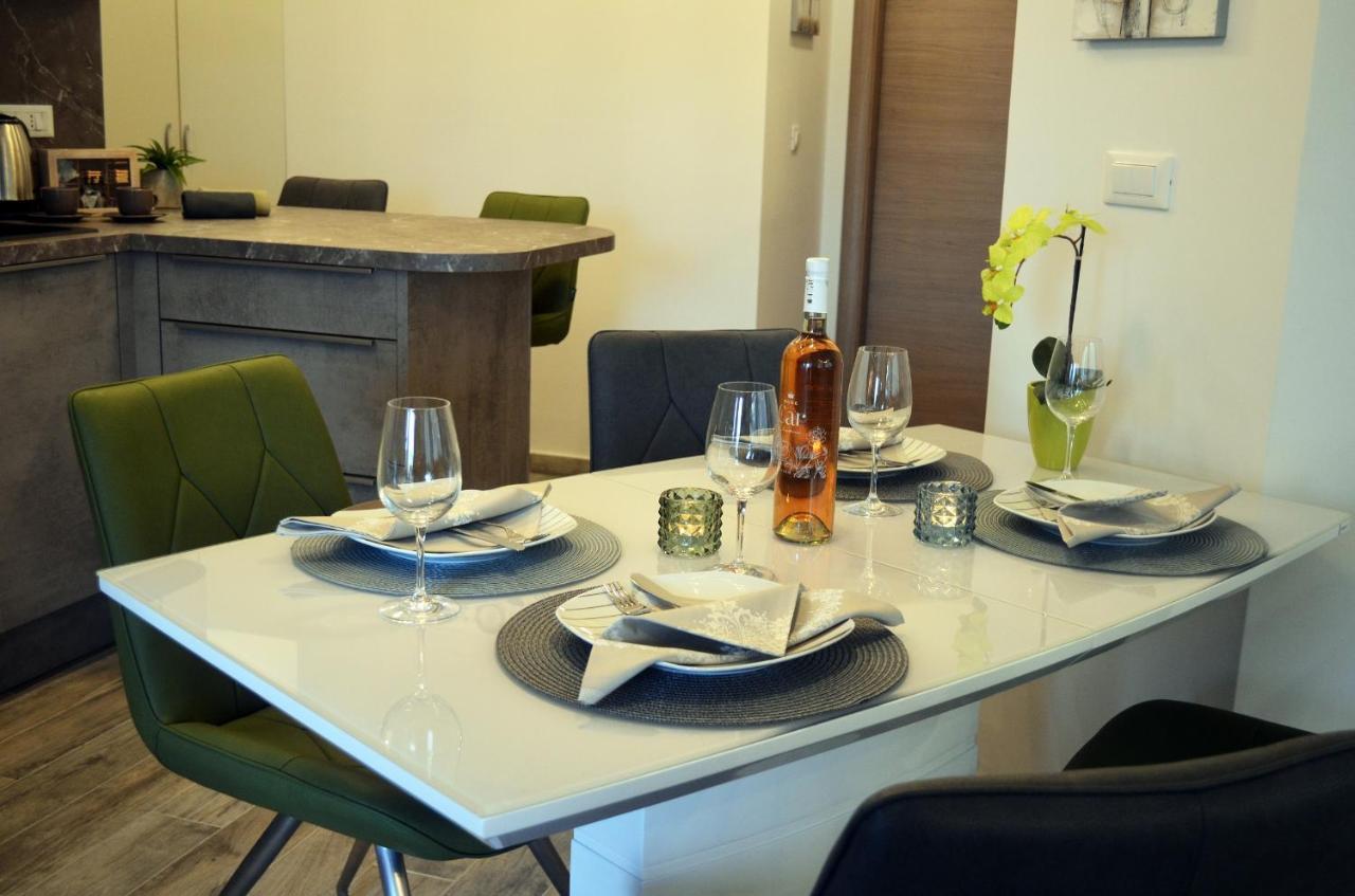 Apartments Rina - Kneze Račišće Extérieur photo